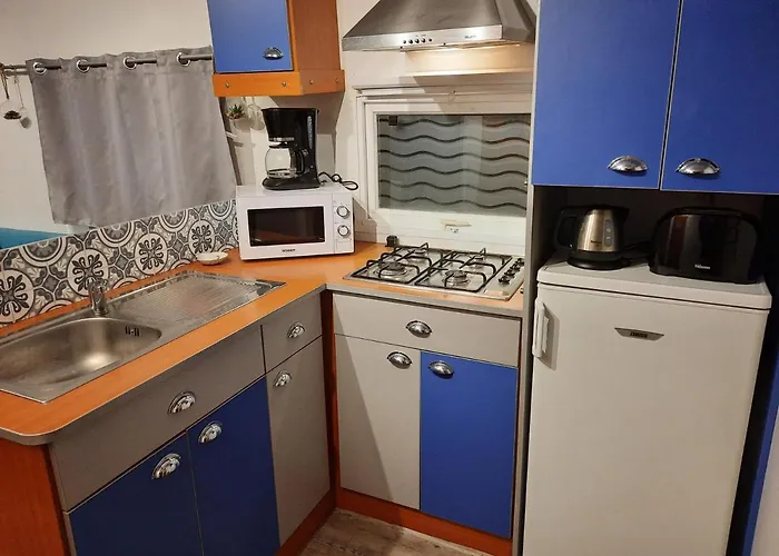 Campeggio Location Mobil *